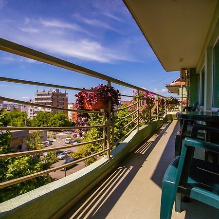 Guest House ,, Ekaterina" Nesebar Buitenkant foto